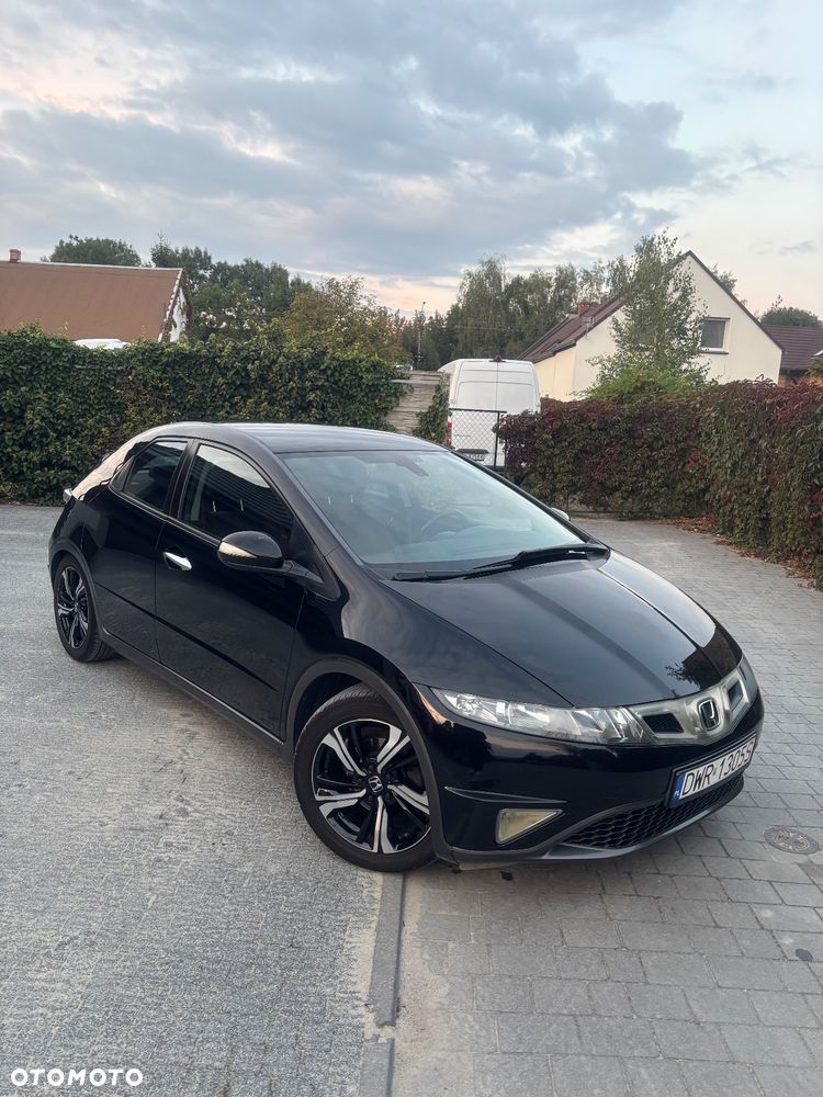Honda Civic 1.8 Executive - 3
