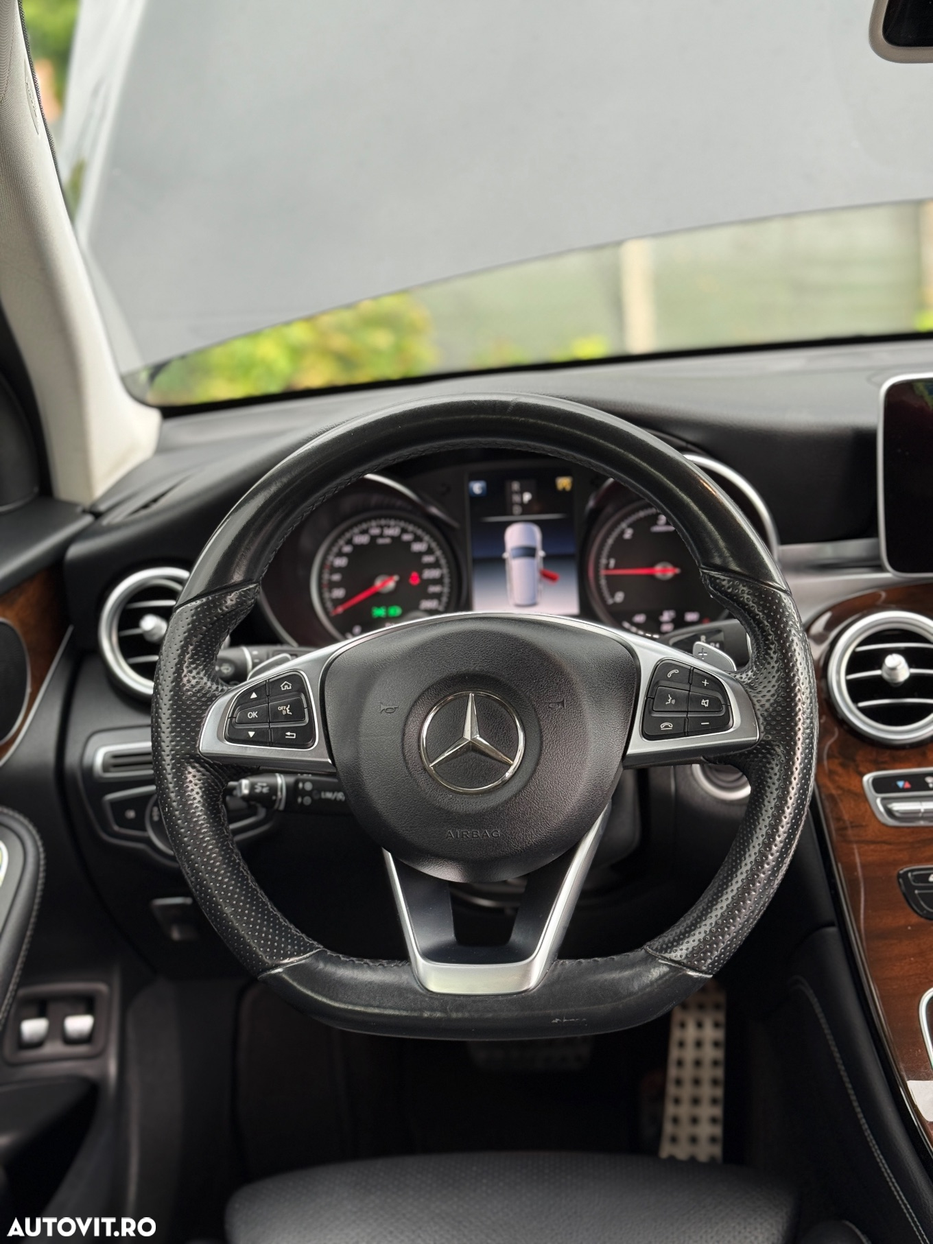 Mercedes-Benz GLC 220 d 4MATIC - 30