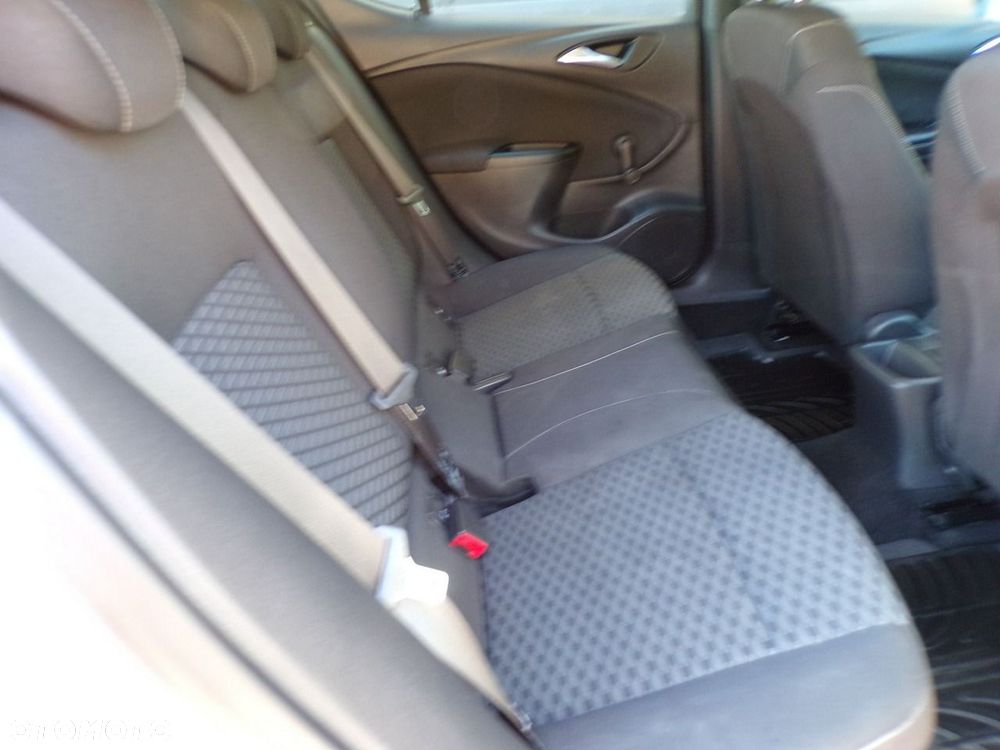 Opel Meriva - 18