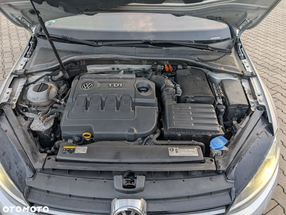 Volkswagen Golf 2.0 TDI BMT Highline DSG - 22