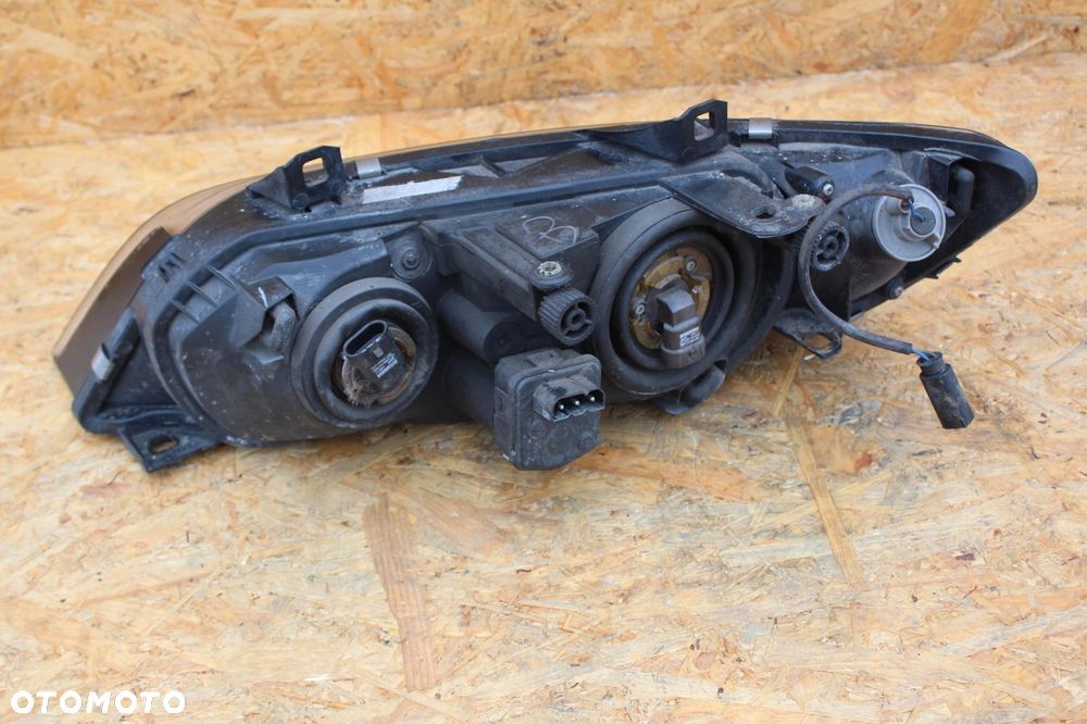 Lampa PRAWA BMW z3 oryginalna UK 8381084 - 4