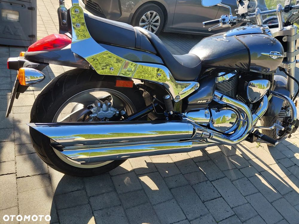 Suzuki Boulevard - 18