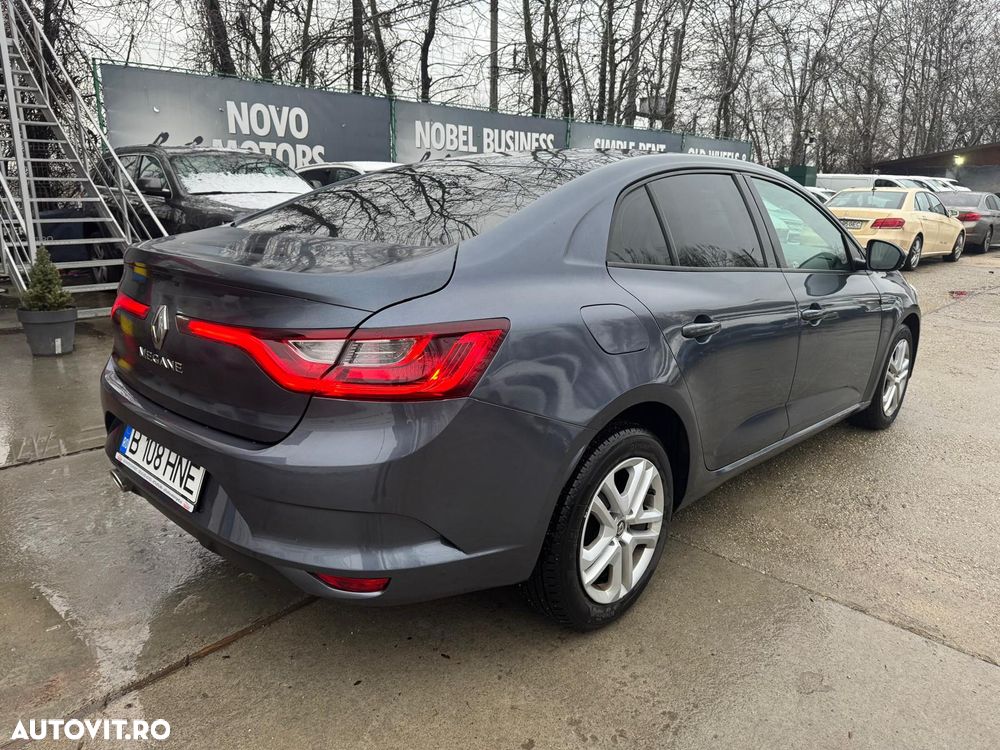 Renault Megane TCe 116 GPF Life - 5