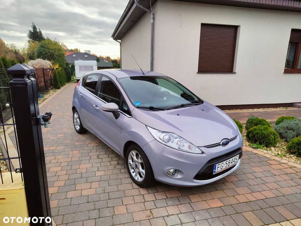 Ford Fiesta 1.6 Titanium - 2