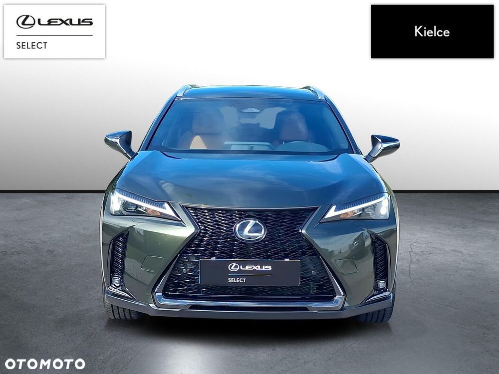 Lexus UX - 9