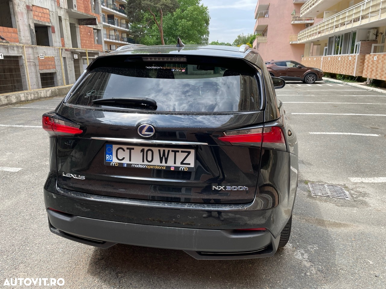 Lexus Seria NX 300h Luxury - 2
