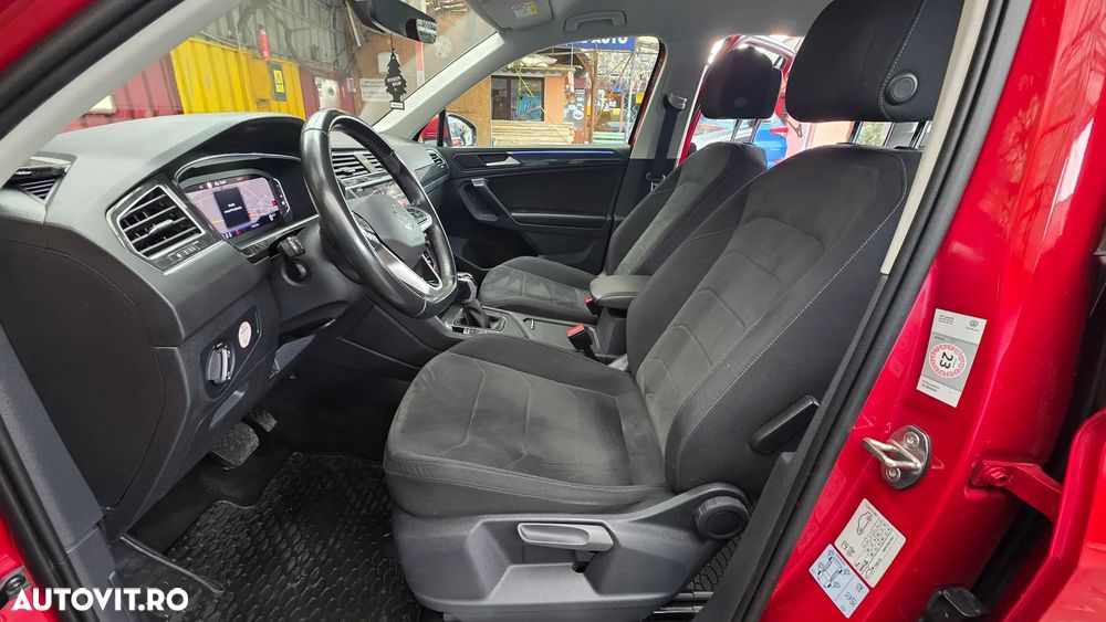 Volkswagen Tiguan 2.0 TDI SCR DSG IQ.DRIVE - 13