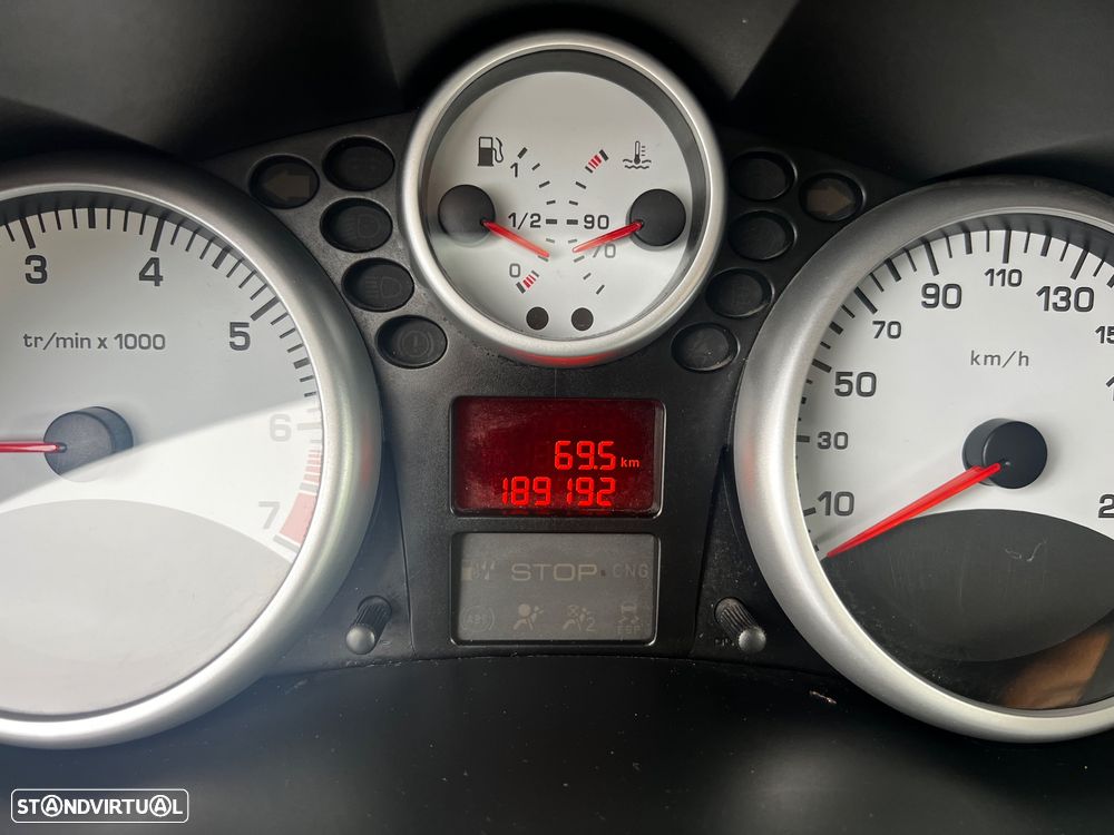 Peugeot 206+ 1.1 Trendy - 11