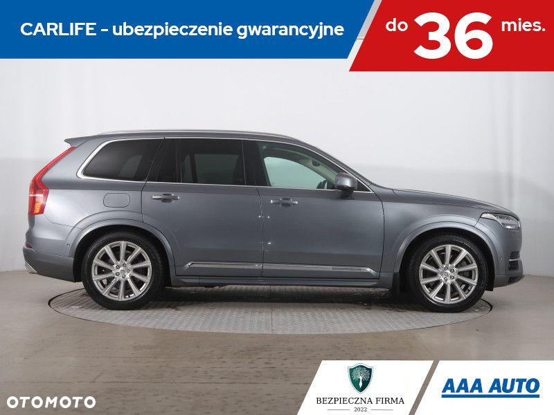 Volvo XC 90 - 7