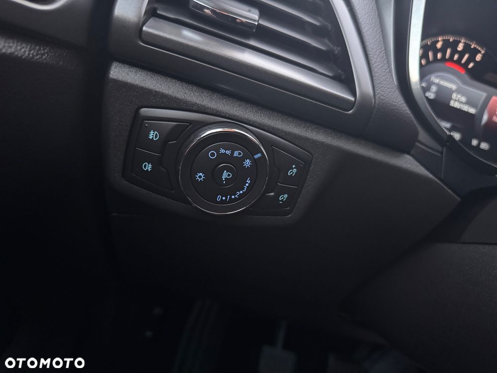 Ford Mondeo 2.0 EcoBlue Titanium - 31