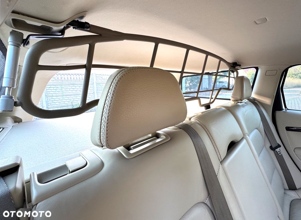 Volvo XC 70 - 34