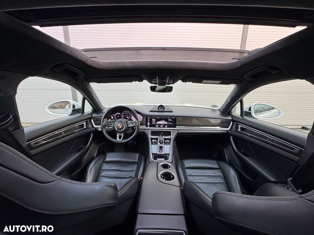 Porsche Panamera Turbo Executive - 20