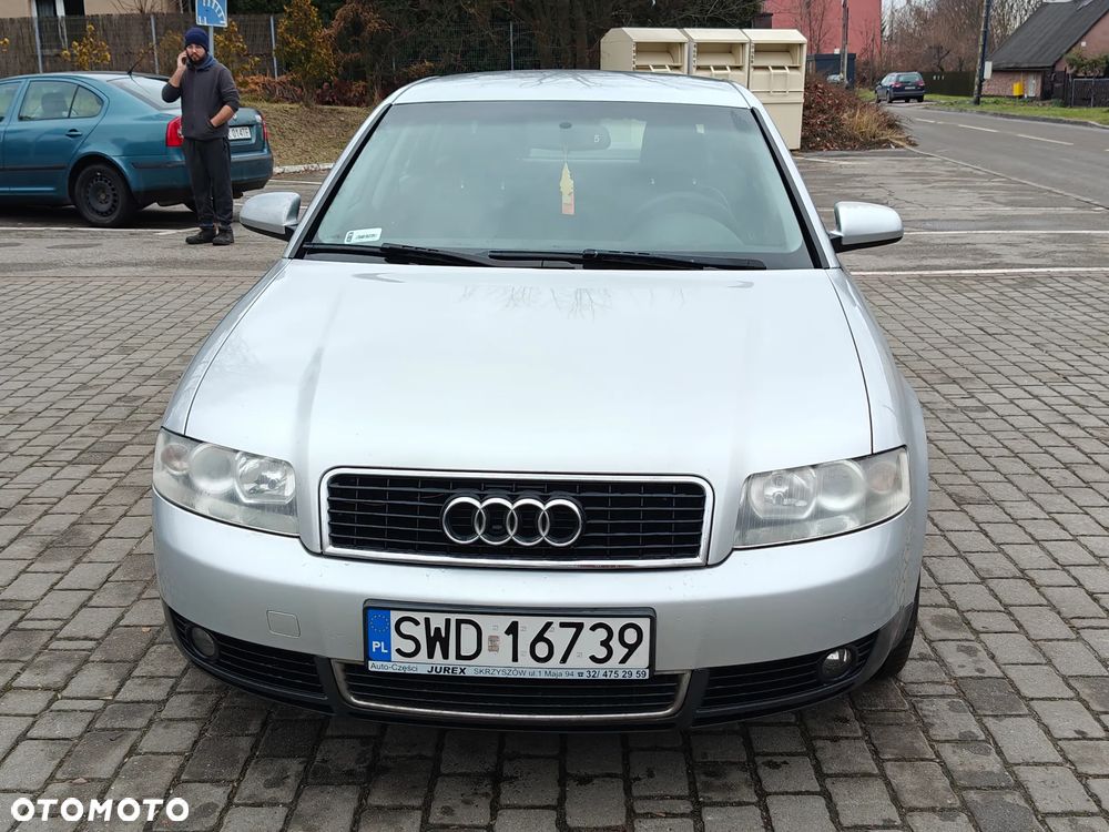 Audi A4 Limousine - 17