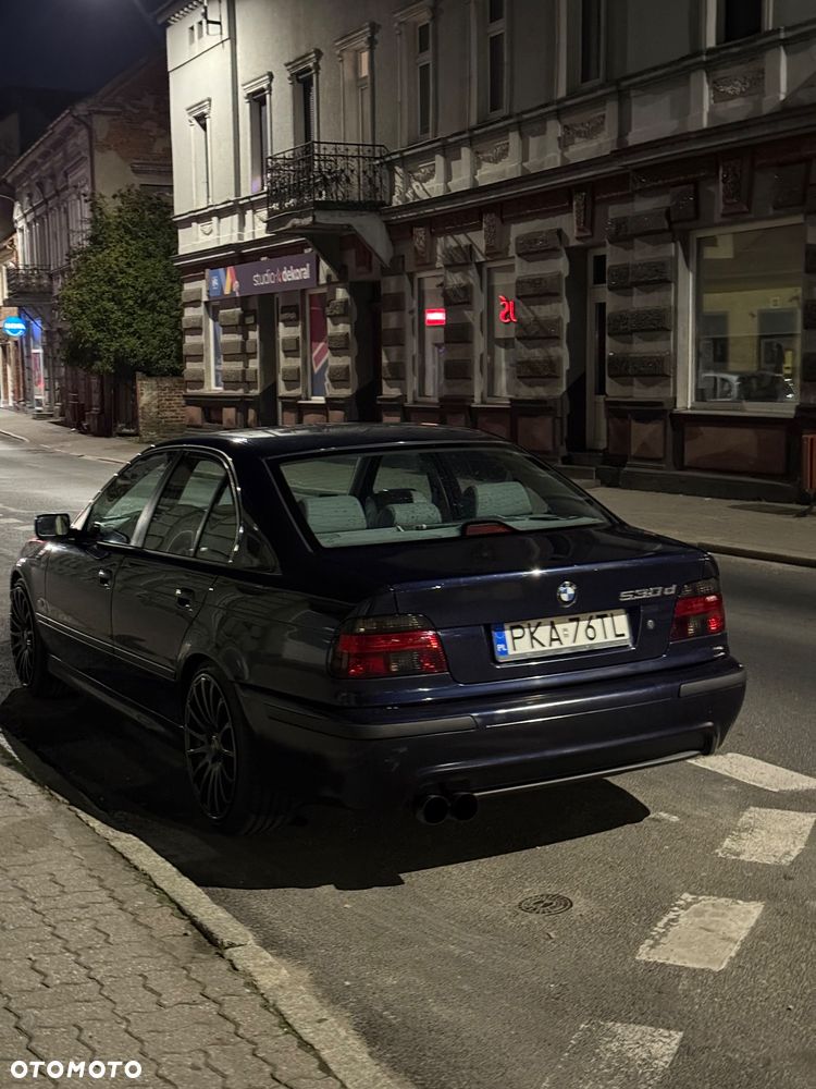 BMW Seria 5 - 32