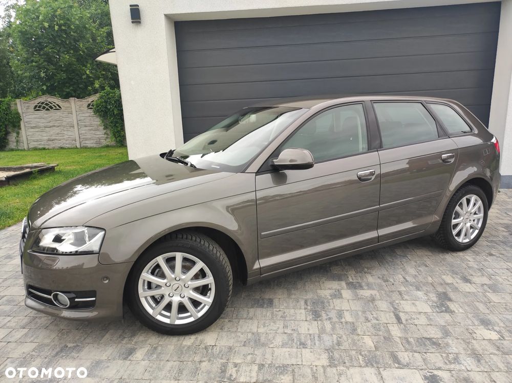Audi A3 Sportback - 17
