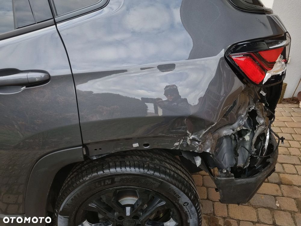 Jeep Compass 1.5 GSE T4 48V e-Hybrid Automatik Night Eagle - 13