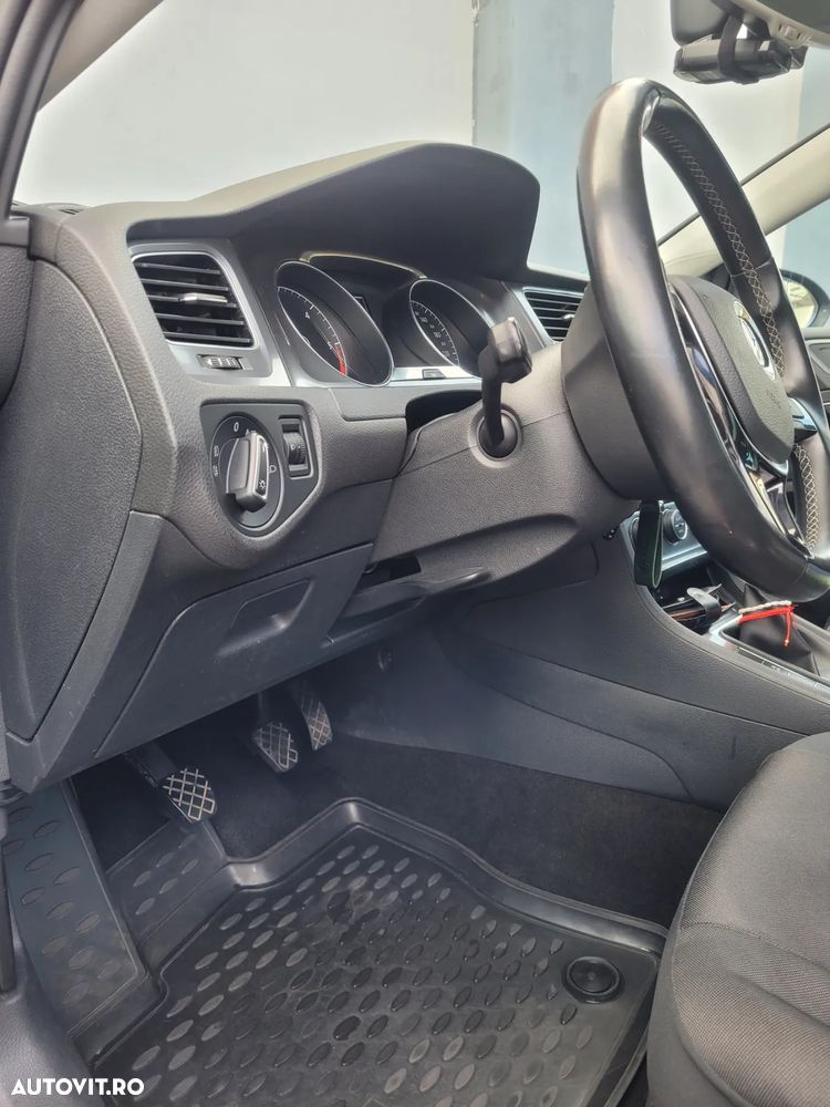 Volkswagen Golf Variant 1.6 TDI BlueMotion Technology Lounge - 15