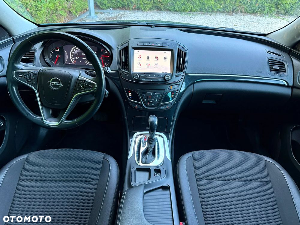 Opel Insignia - 15