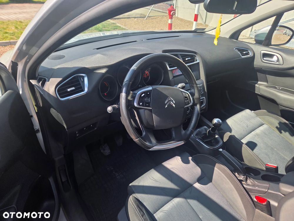 Citroën C4 1.6 HDi Feel - 8