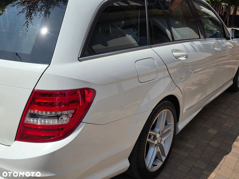 Mercedes-Benz Klasa C 180 BlueEFFICIENCY Avantgarde - 19