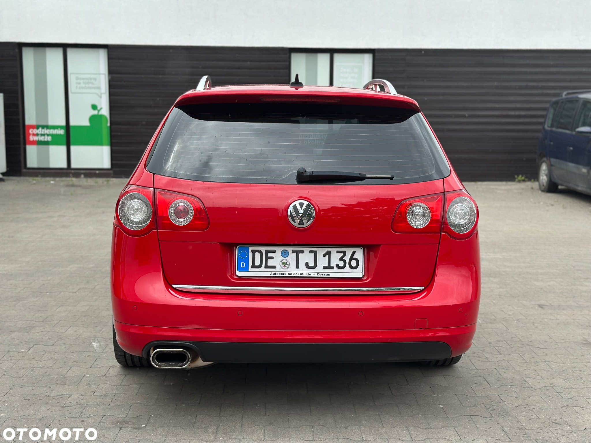 Volkswagen Passat Variant 2.0 TSI R-Line - 4