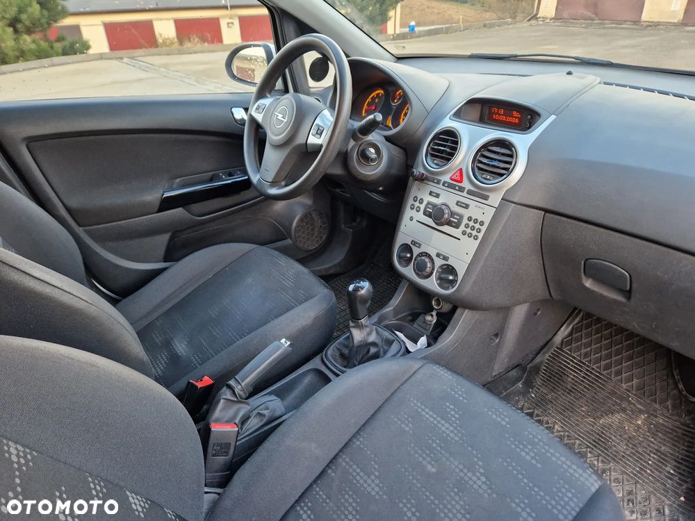 Opel Corsa - 17