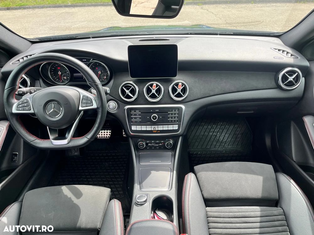 Mercedes-Benz GLA 250 4MATIC Aut. - 12