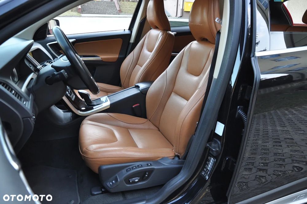 Volvo XC 60 - 17
