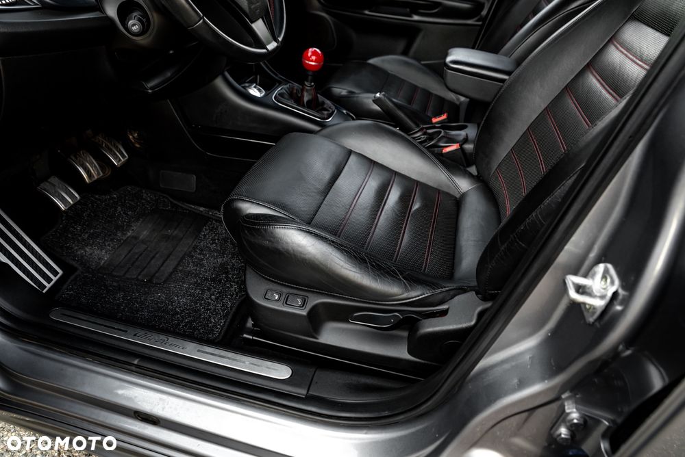 Alfa Romeo Giulietta 1.4 TB 16V Multiair Turismo - 24