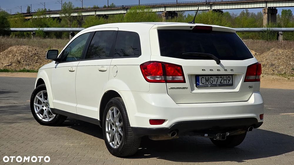 Dodge Journey 2.7 V6 R/T - 4