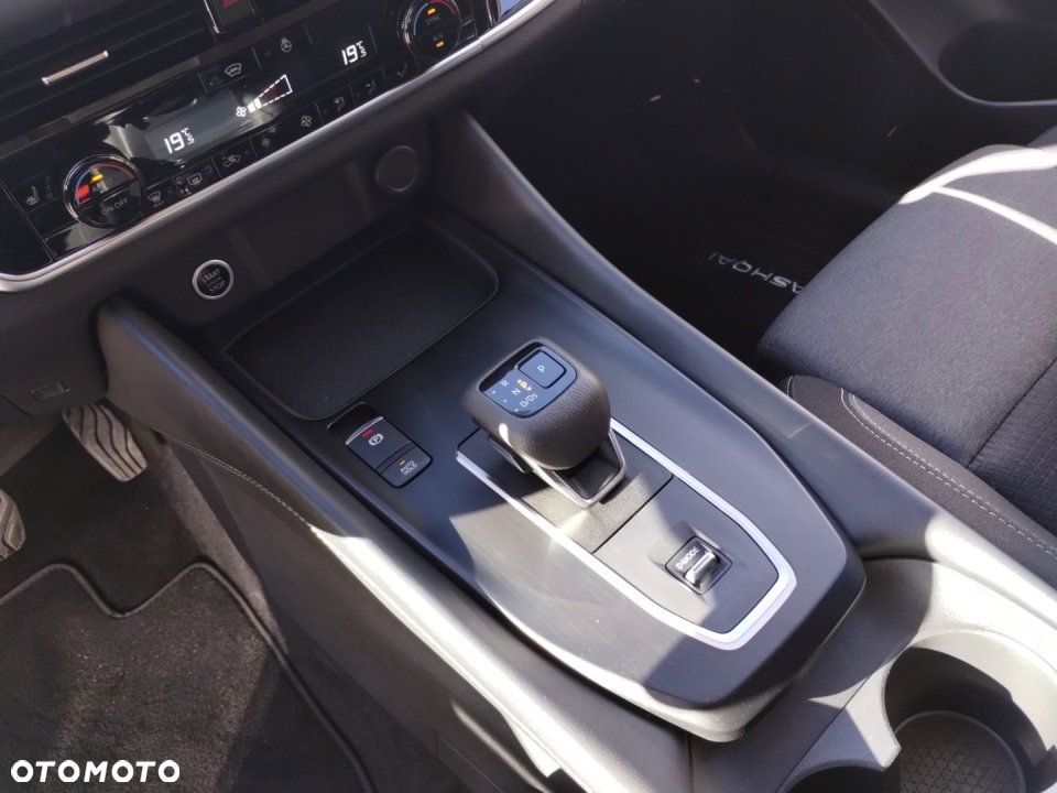 Nissan Qashqai - 18