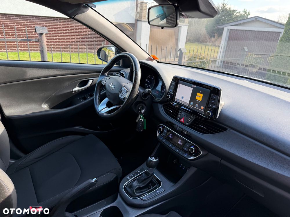 Hyundai i30 1.6 D GO Plus DCT - 16