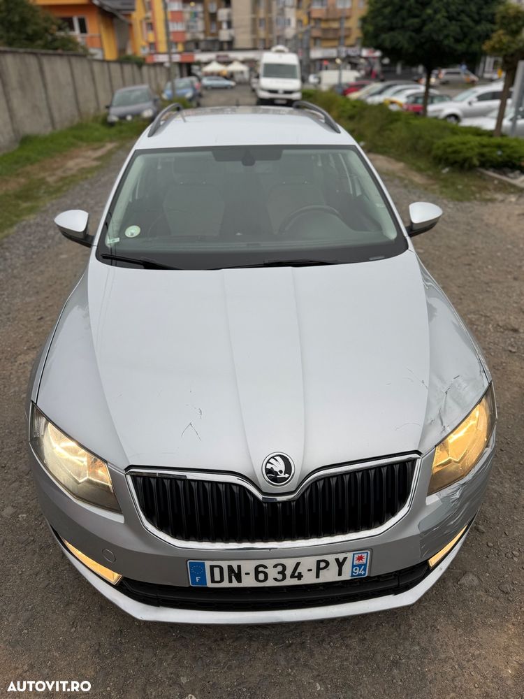 Skoda Octavia 1.6 TDI ACTIVE - 10
