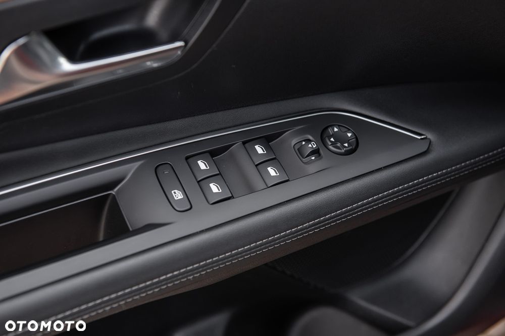 Peugeot 3008 PureTech 130 Stop & Start GPF EAT8 Active Business-Paket - 18
