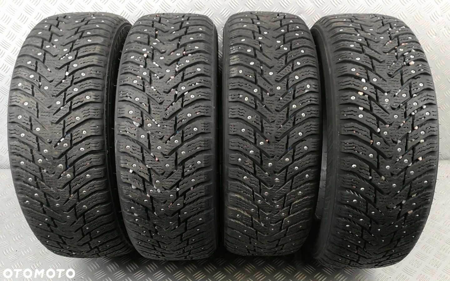 opona zimowa kolcowana 185/60R15 88T XL NOKIAN HAKKAPELITTA 8 - 11