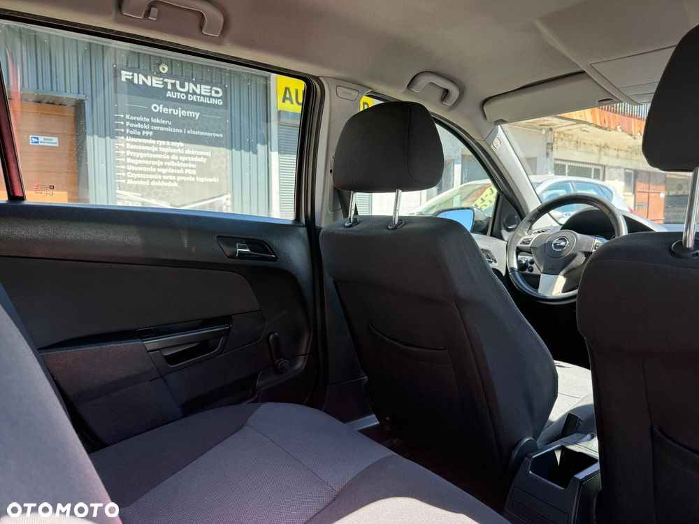 Opel Astra 1.7 CDTI Cosmo - 19