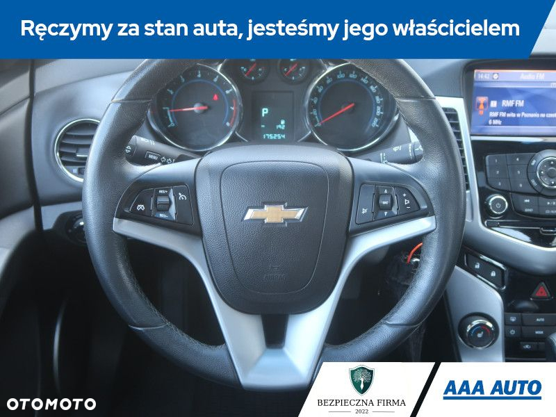 Chevrolet Cruze - 16