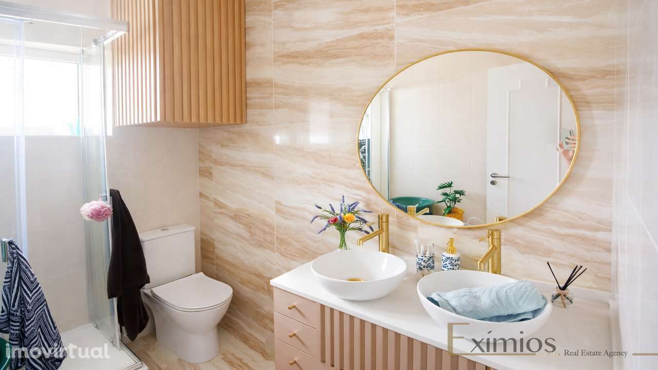 Apartamento T3 com garagem, a 70m da praia, em Árvore - Grande imagem: 3/16