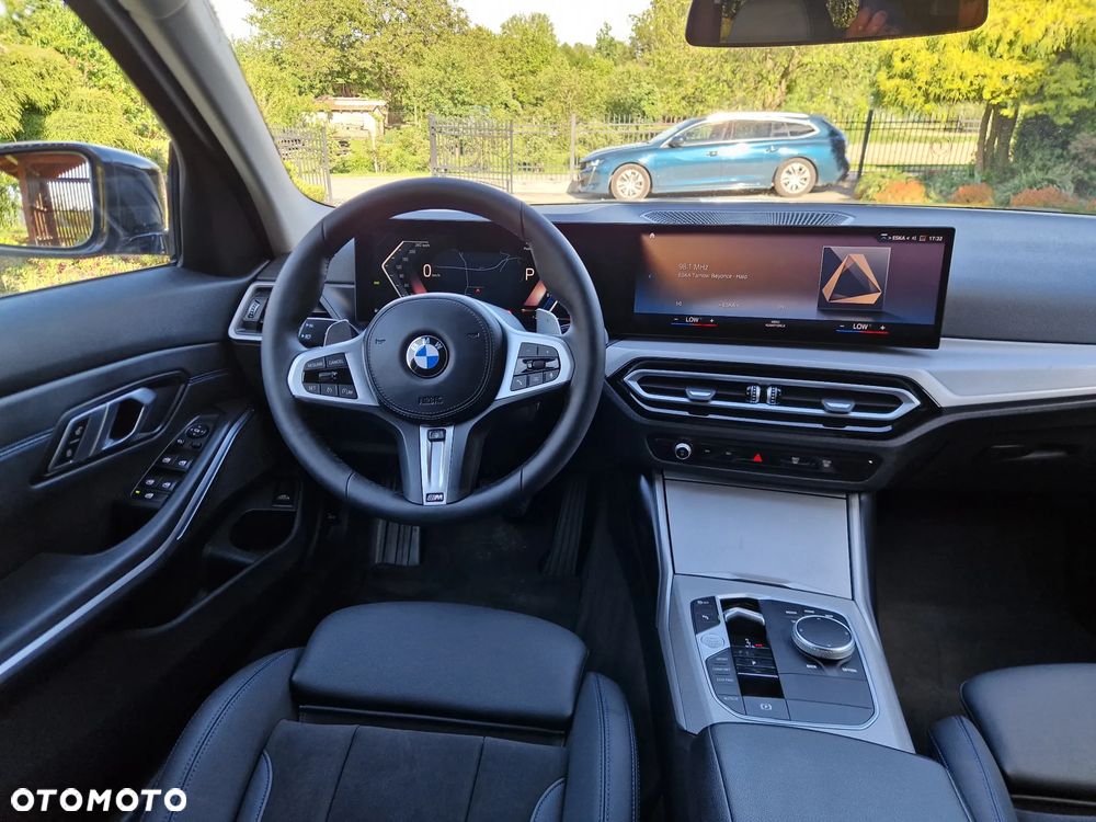 BMW Seria 3 320d Sport Line Shadow sport - 23
