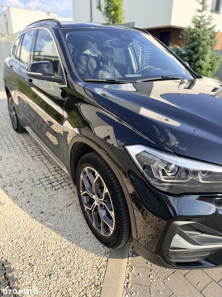 BMW X1 sDrive18i xLine - 9
