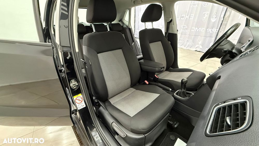 Volkswagen Polo - 17