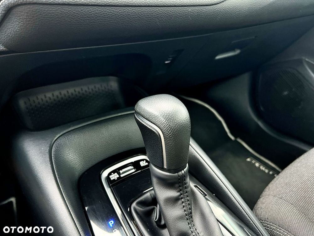 Toyota Corolla 1.8 Hybrid Comfort - 13