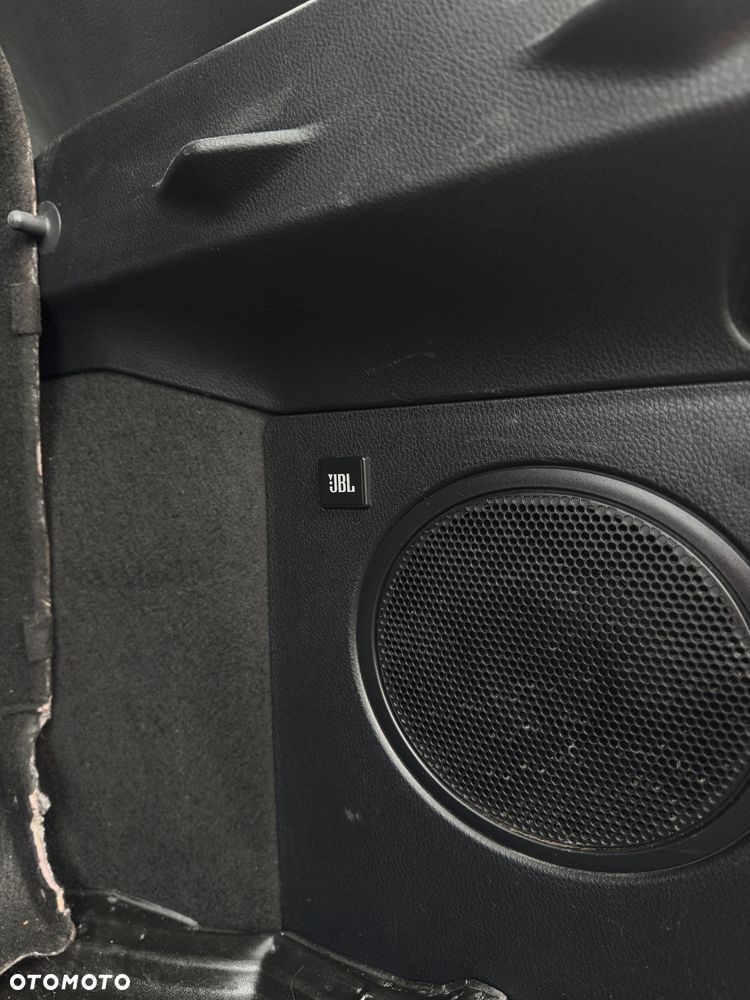 Toyota C-HR 2.0 Hybrid Executive - 20