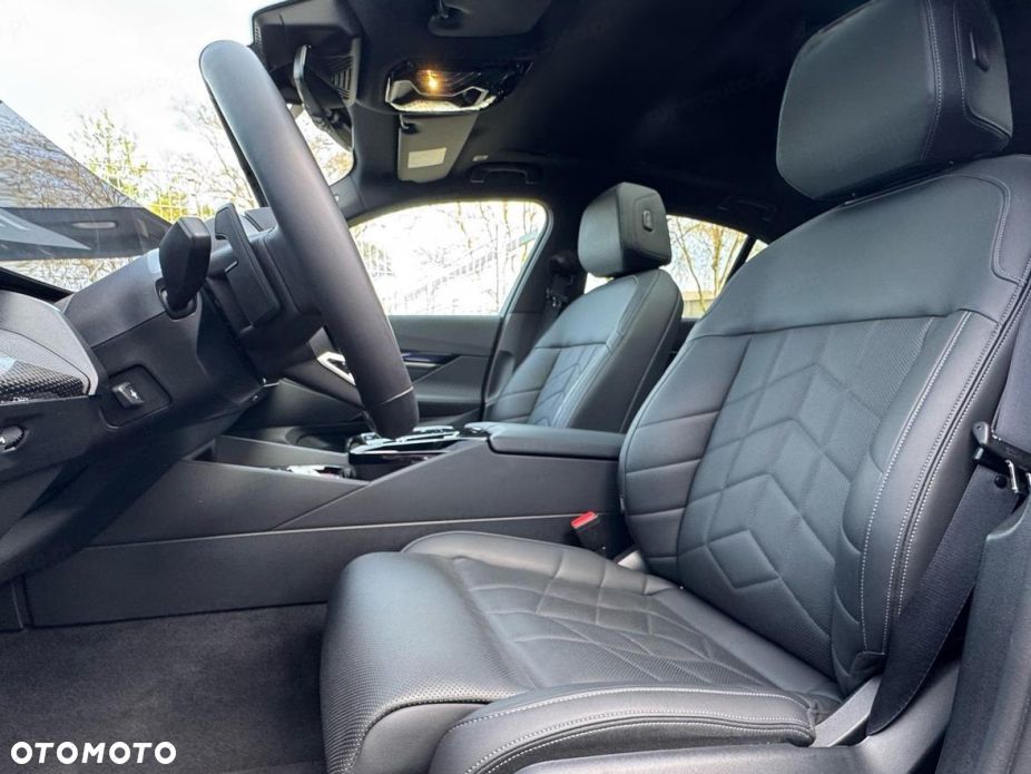 BMW Seria 5 520d xDrive mHEV M Sport - 7