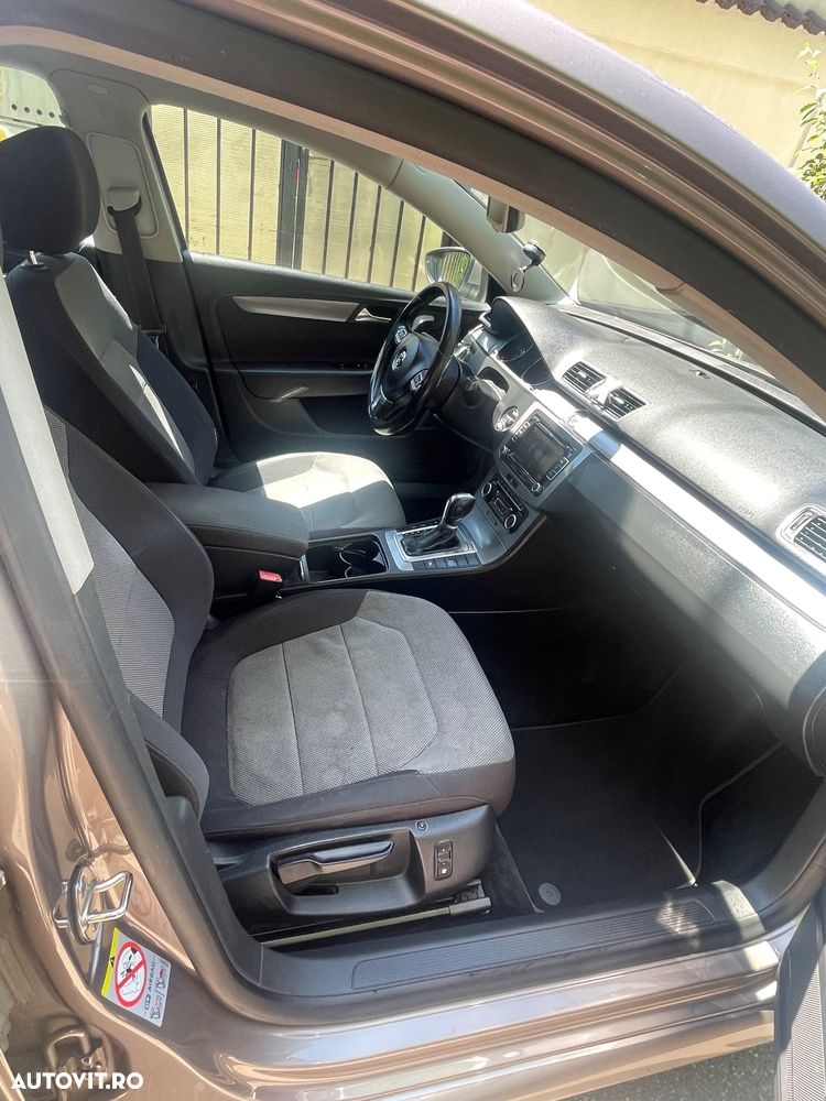 Volkswagen Passat 2.0TDI Comfortline DPF DSG - 10