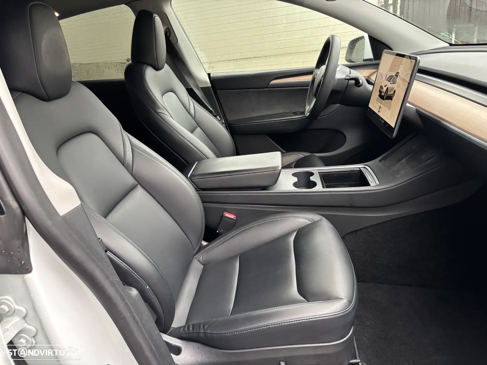Tesla Model Y Long Range Tração Integral - 14