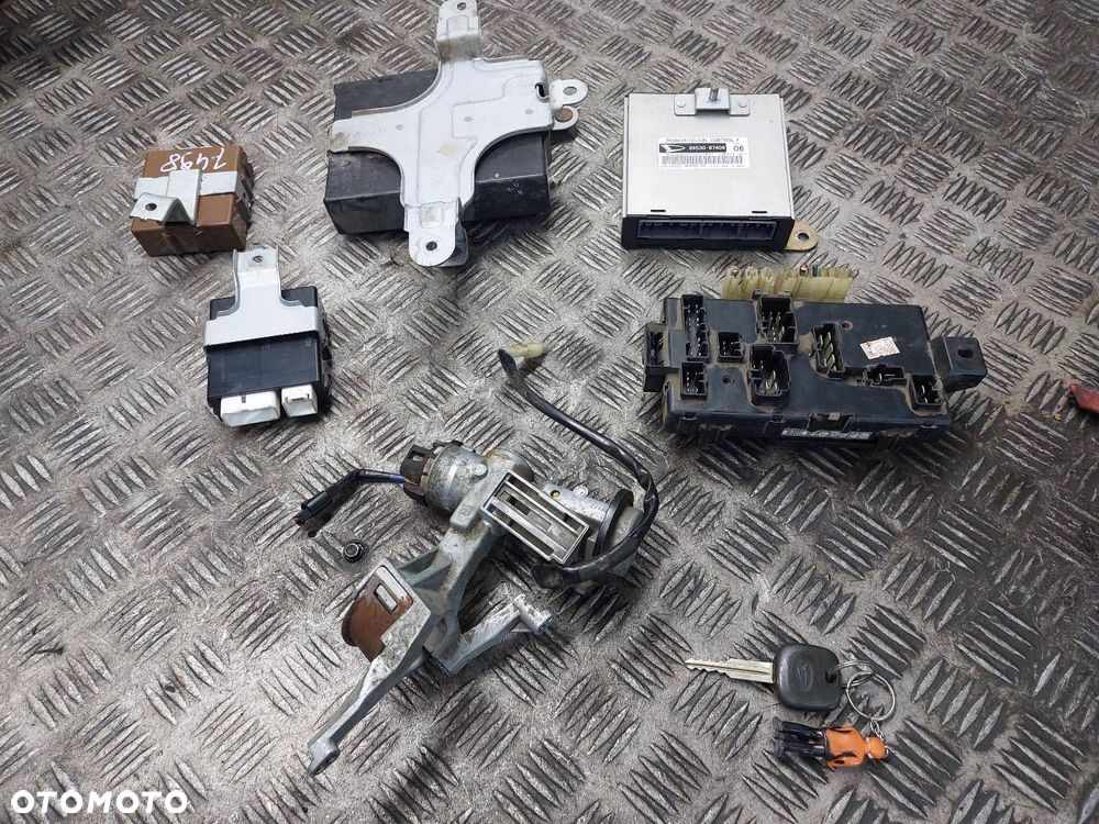 ZESTAW STARTOWY DAIHATSU TERIOS I 1.3 16V 89560-87408 89702-87412 - 9