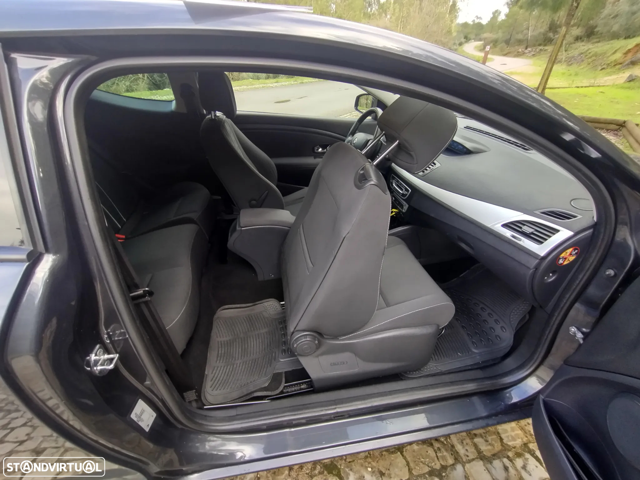 Renault Mégane Coupe 1.5 dCi Dynamique S SS - 8