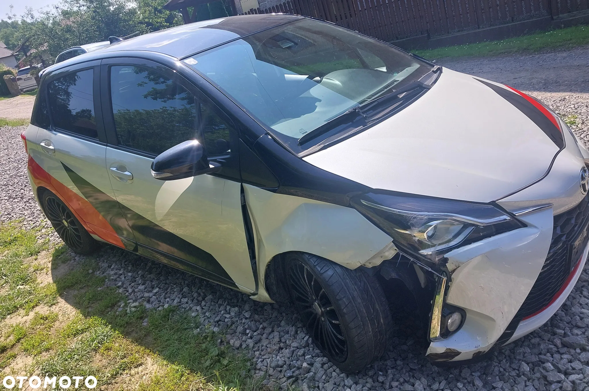 Toyota Yaris - 8
