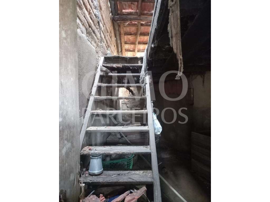 Moradia para recuperar - Grande imagem: 5/30